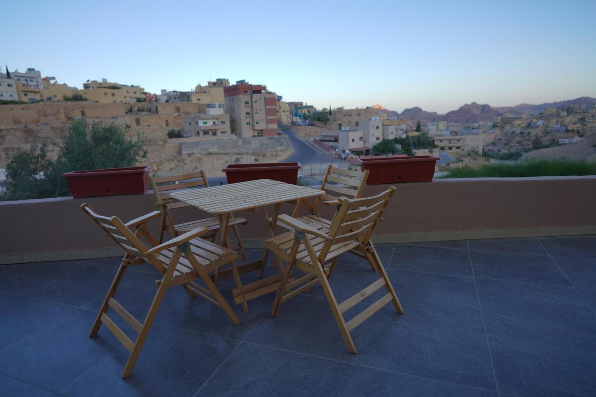 وادي موسى Petra Plaza Hotel المظهر الخارجي الصورة